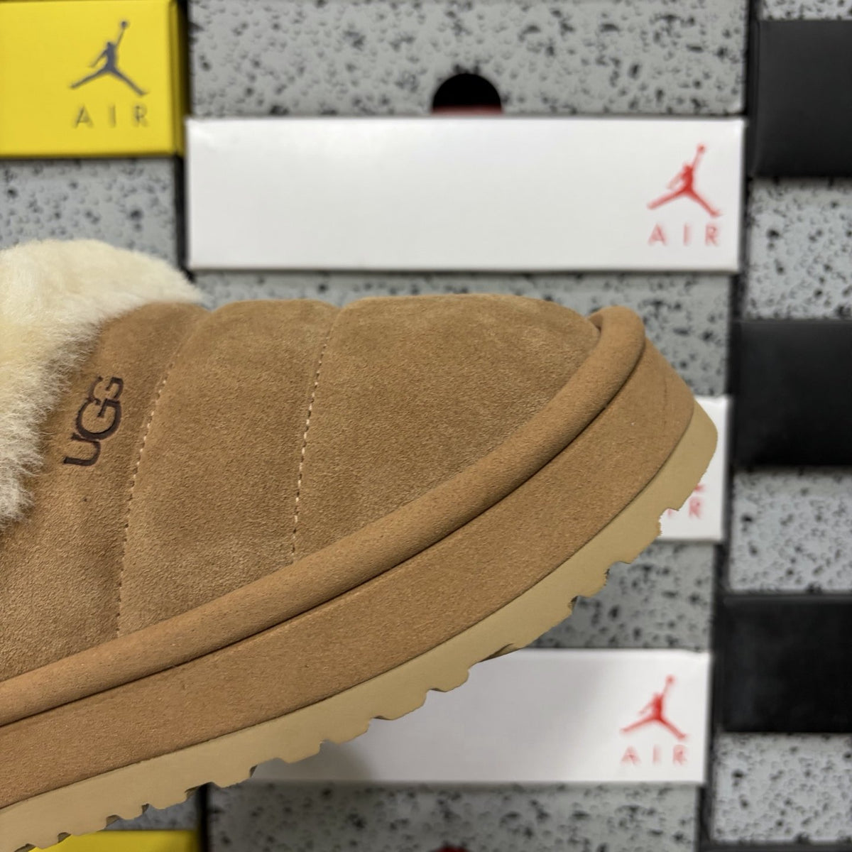 UGG Classic Ultra Mini Platform Fur 'Chestnut' — vue 7