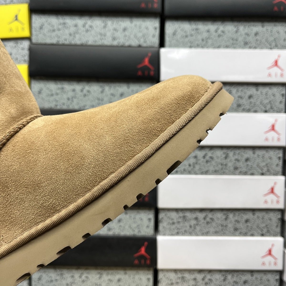 UGG Bailey Button Triplet II 'Chestnut' — vue 7