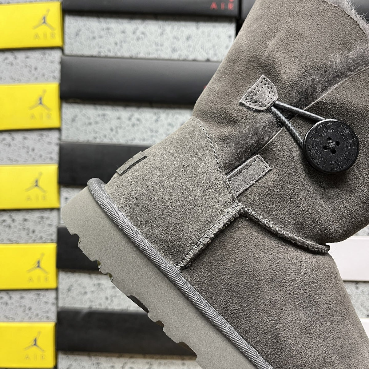 UGG Bailey Button Triplet II 'Grey' — vue 6