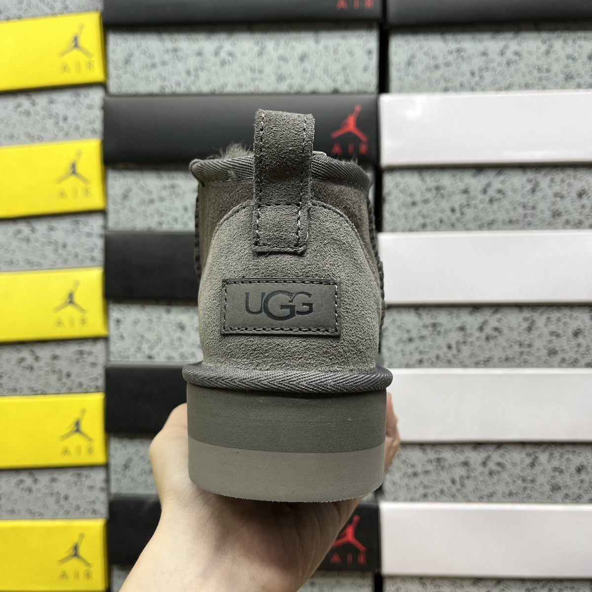 UGG Classic Mini Platform 'Grey' — vue 4