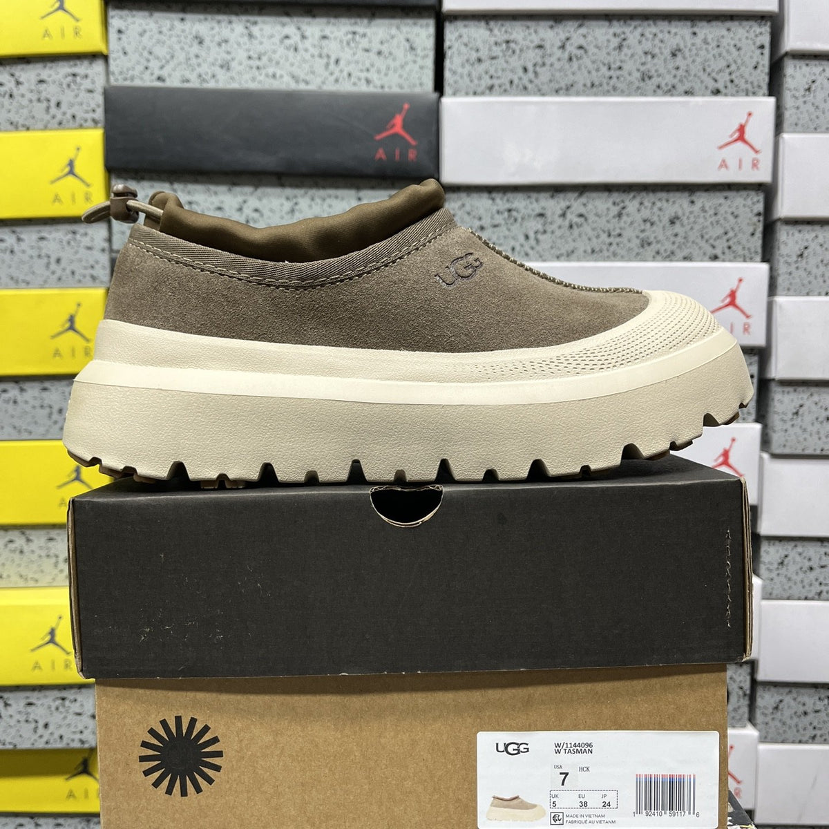 UGG Tasman Weather Hybrid 'Walnut White'