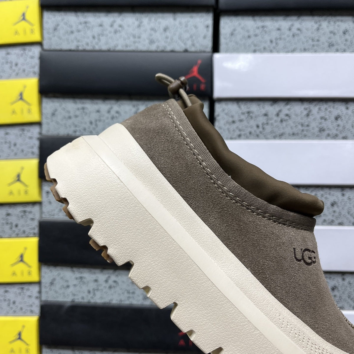 UGG Tasman Weather Hybrid 'Walnut White' — vue 6
