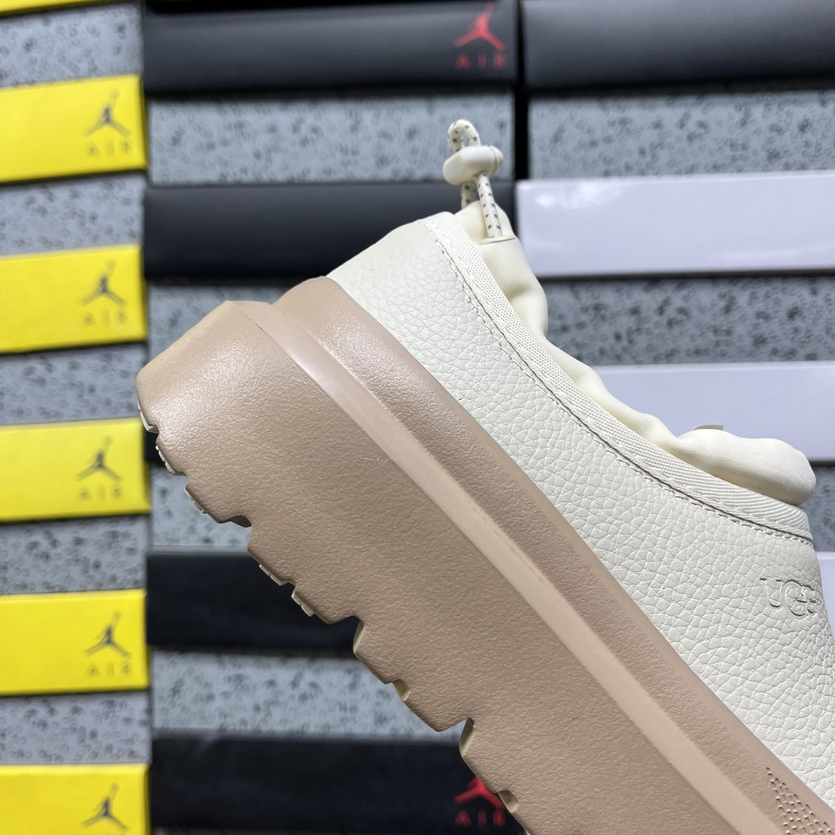 UGG Tasman Leather 'White Leather' — vue 6