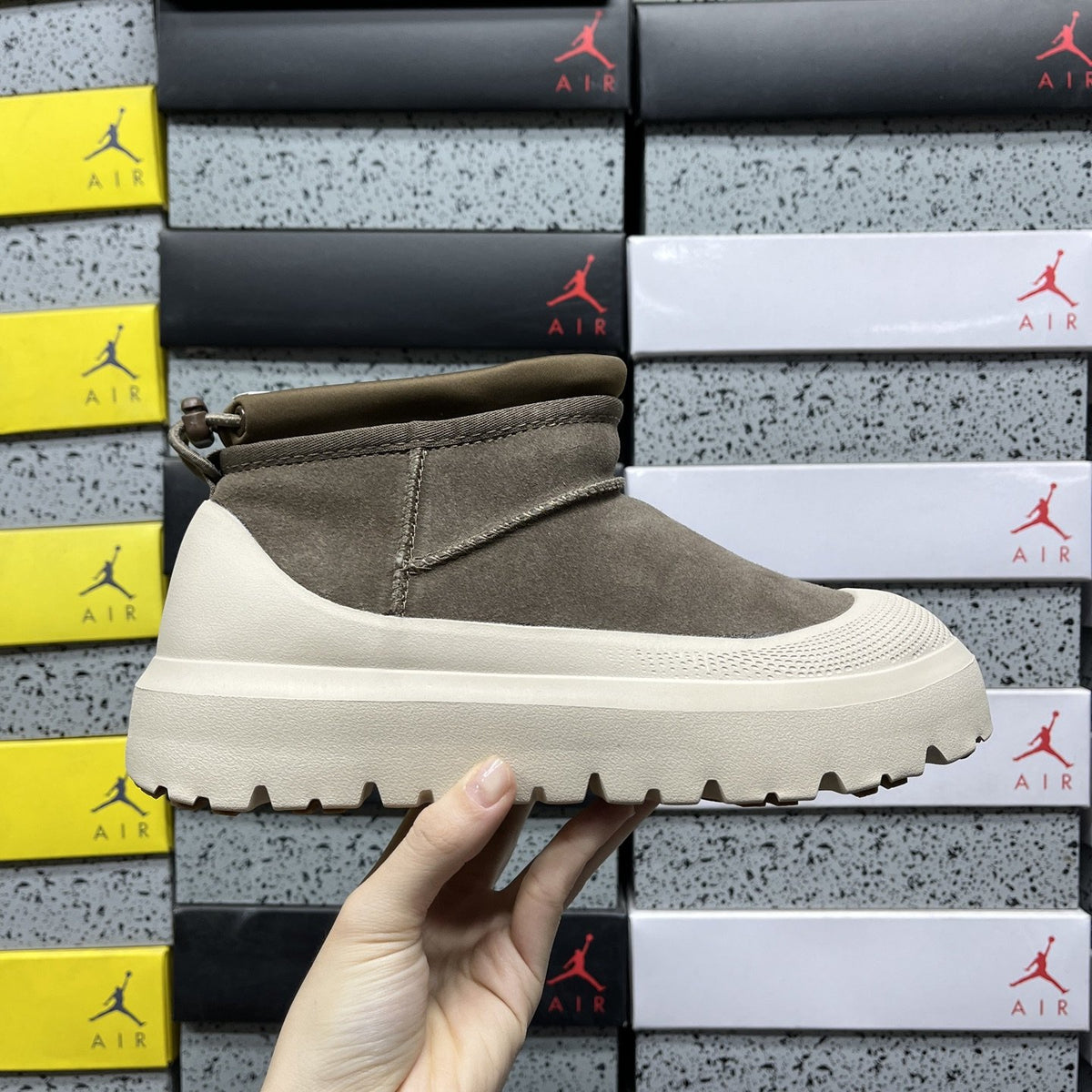 UGG Classic Mini Weather Hybrid 'Green' — vue 9