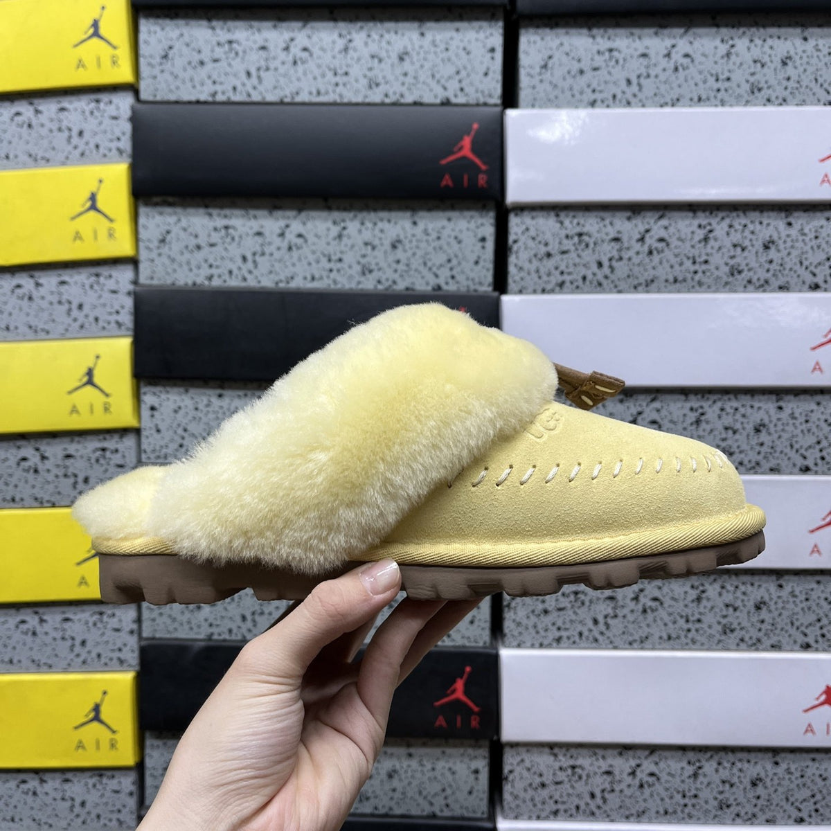 UGG Coquette Slipper 'Soft Yellow' — vue 9