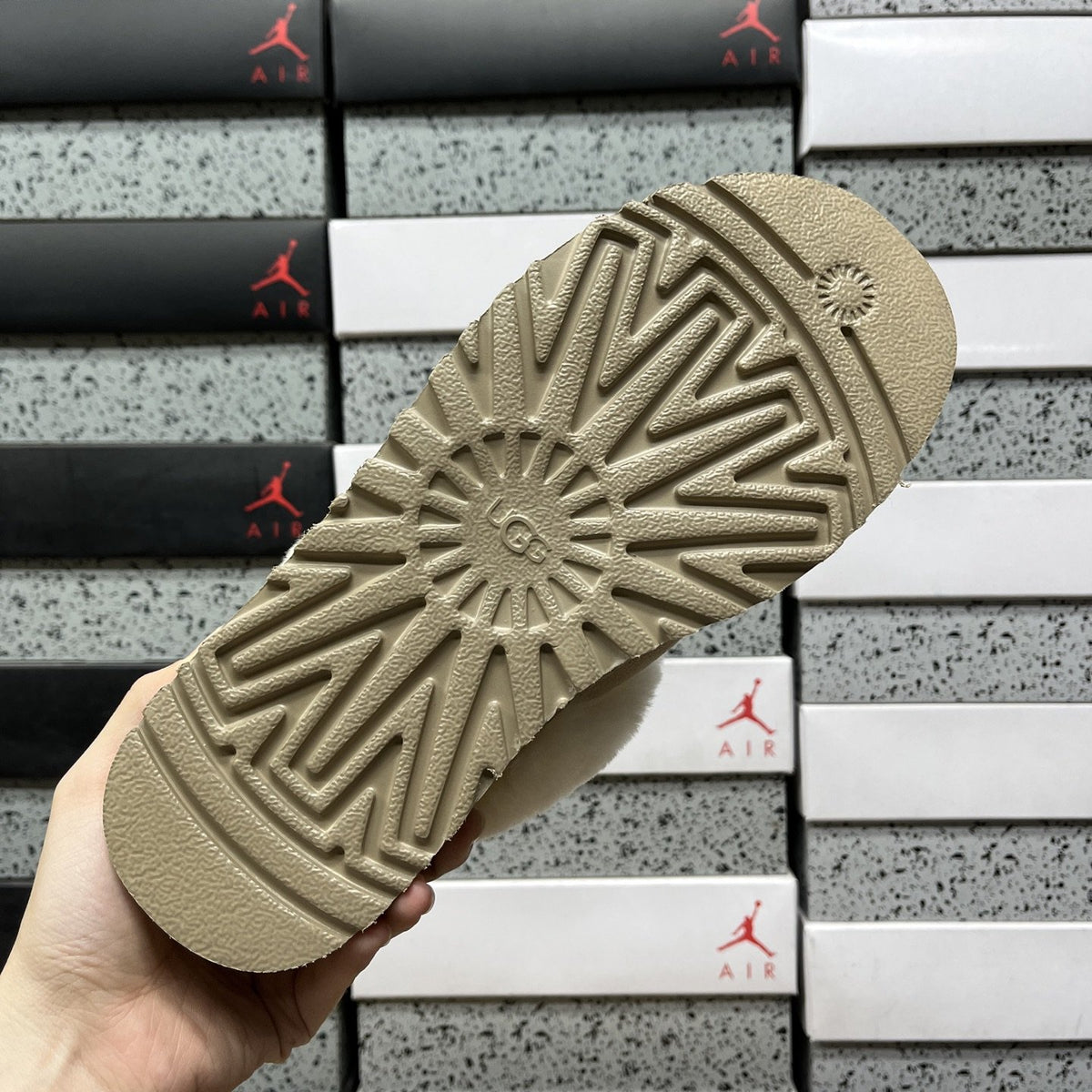 UGG Disquette 'Mustard Seed' — vue 3