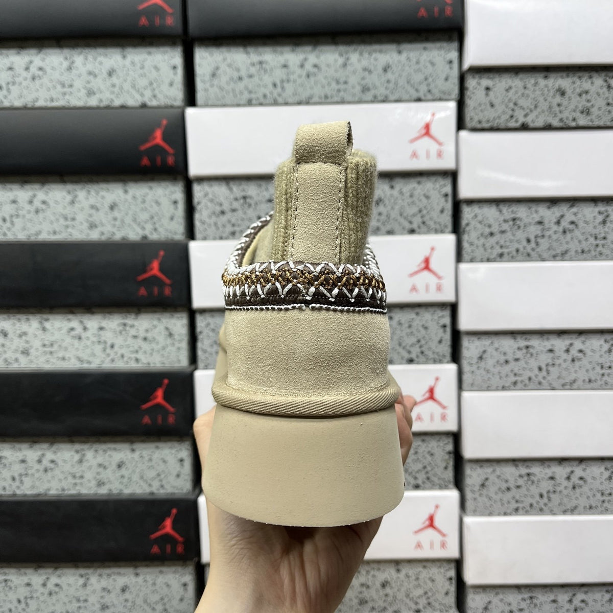 UGG Tazz Braid Mid 'Mustard Seed' — vue 4