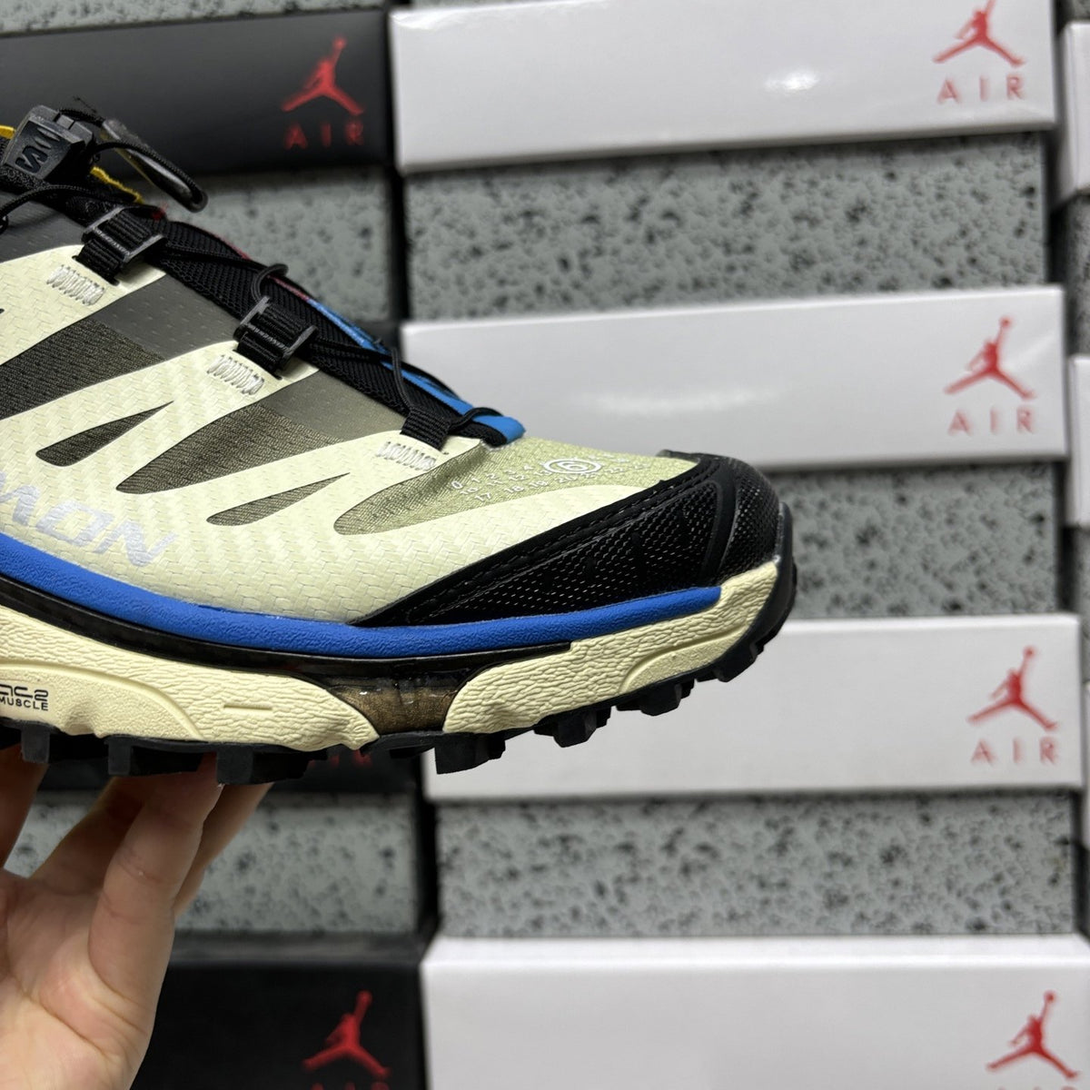 Sneakers XT-4 'Vanilla Blue' — vue 5