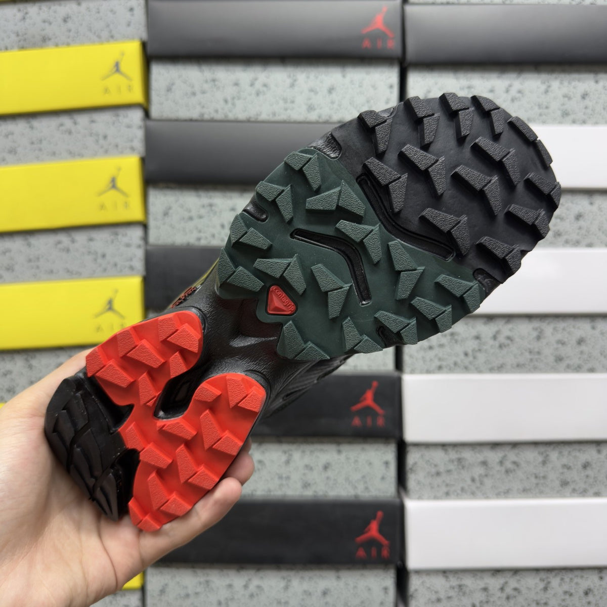 Sneakers XT-4 'Black Red' — vue 2