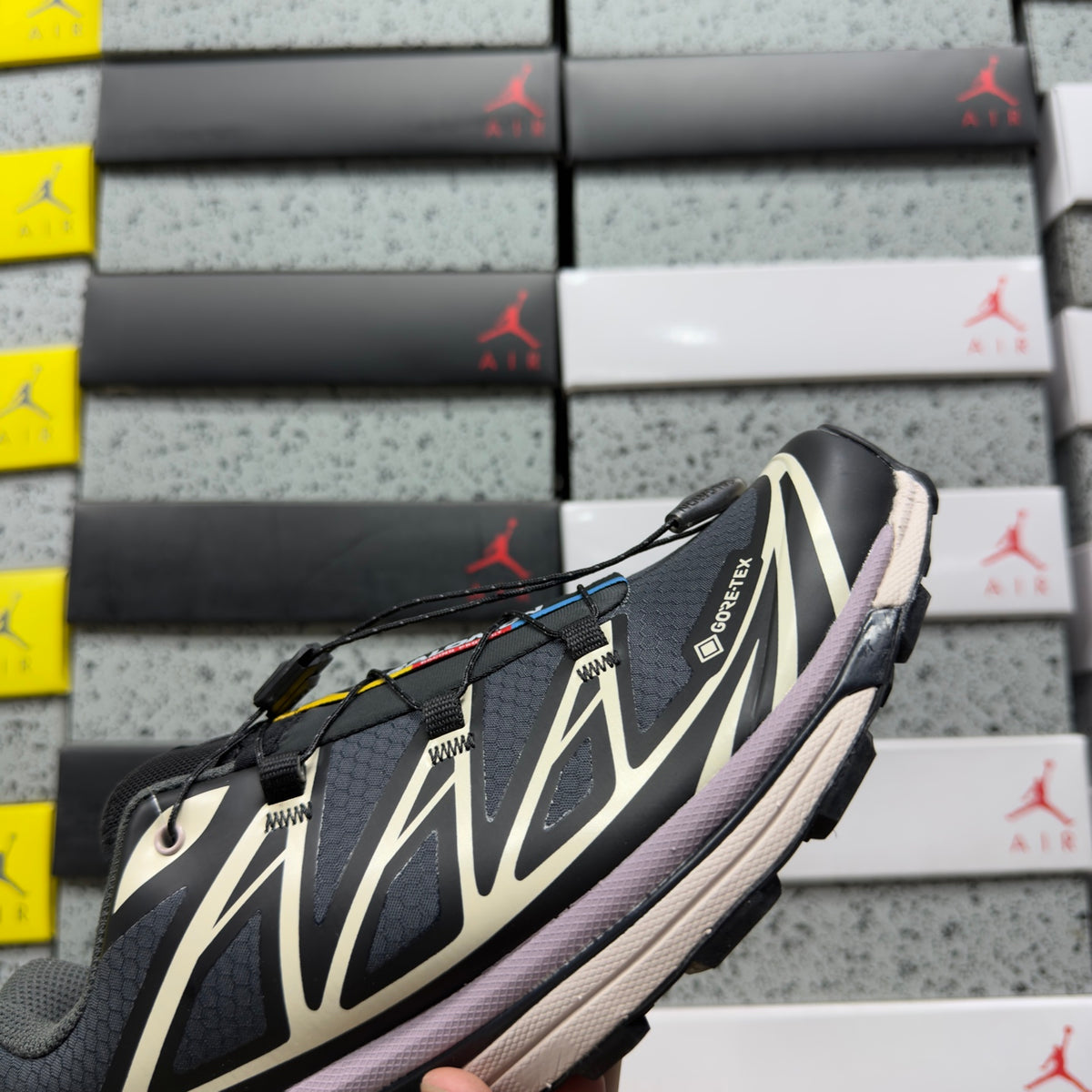 Sneakers XT-6 'Noir Beige'