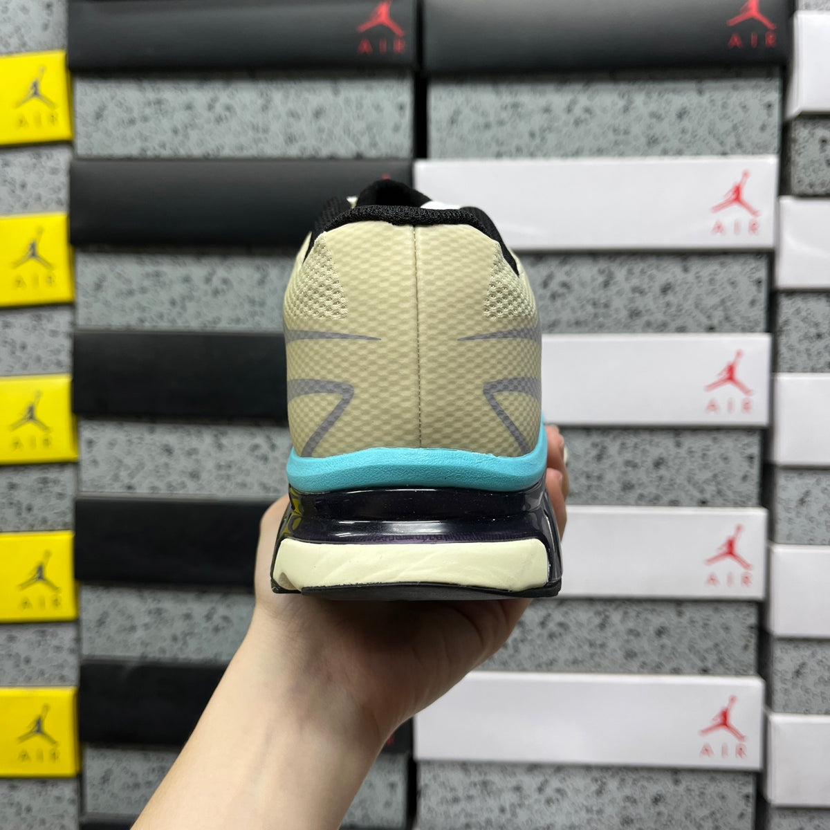 Sneakers XT-6 'Beige Bleu Ciel'