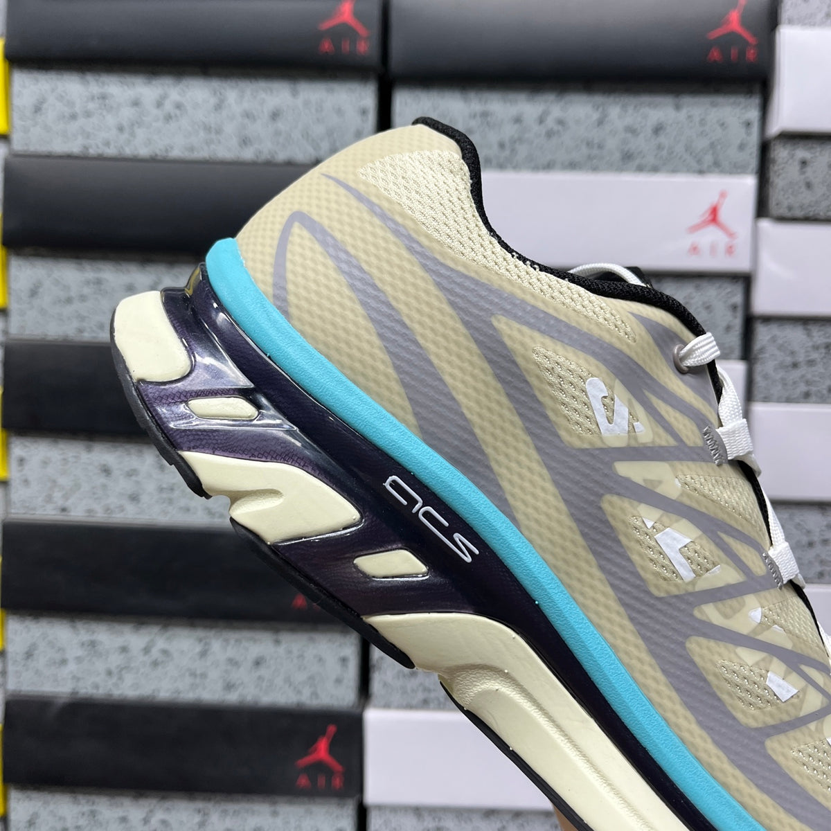 Sneakers XT-6 'Beige Bleu Ciel'